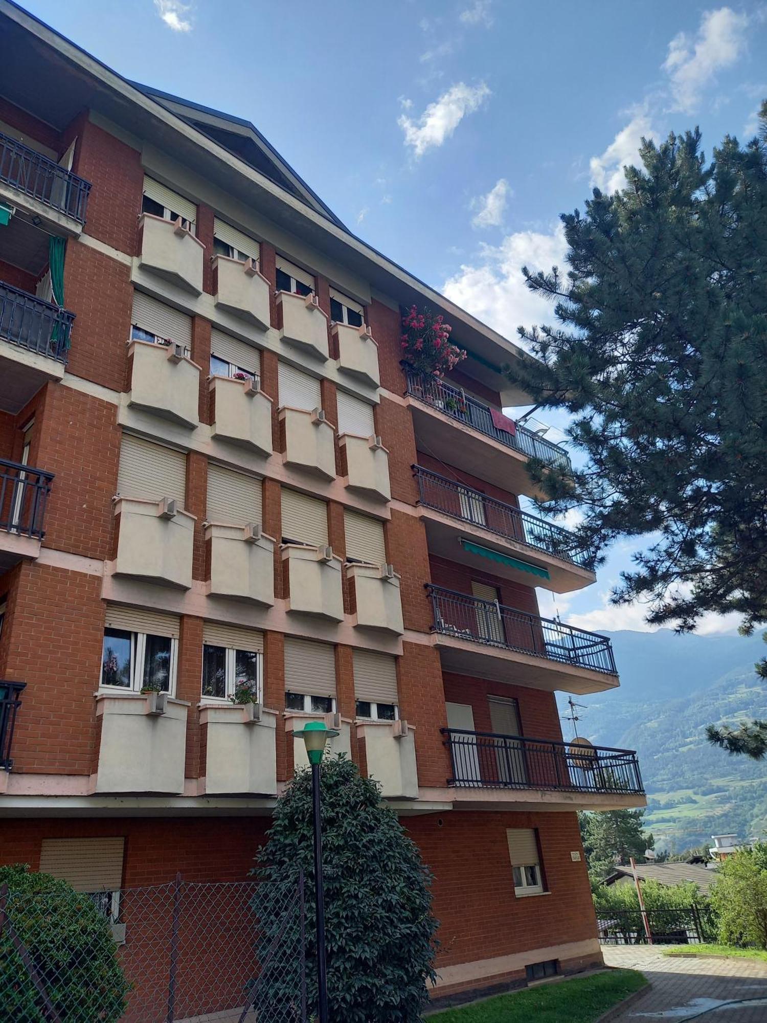 Appartamentochabloz Cir 0414 Aosta Eksteriør billede